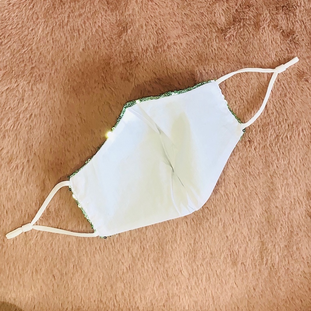 Face Mask 😷 - Picture 4 of 9